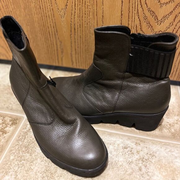 Waldlaufer Women’s Olive Green Leather Zip Up Booties Sz-7 - Picture 3 of 10